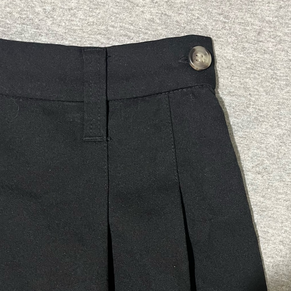 🕋 H&M Divided Mini Skirt~Women’s Sz XS~Black~A-Line~Pleated Detailing - Picture 3 of 6